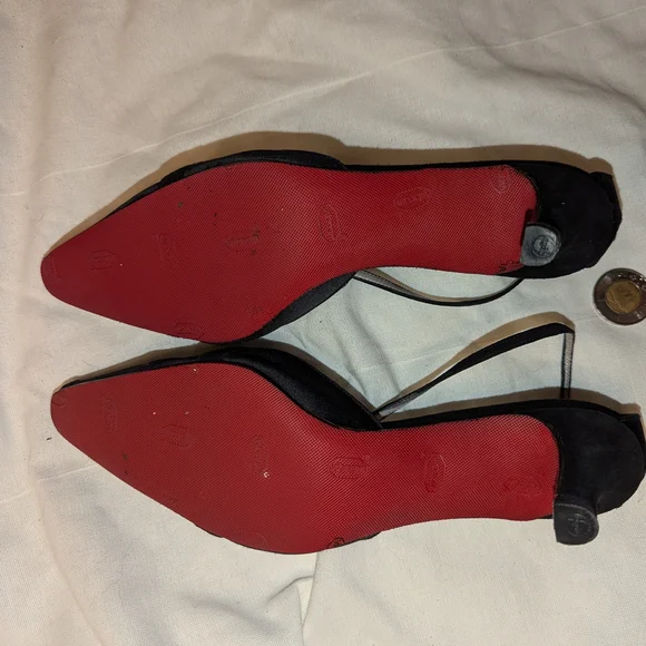 Manolo Blahnik Black Women's Shoe - Picture 5 of 10